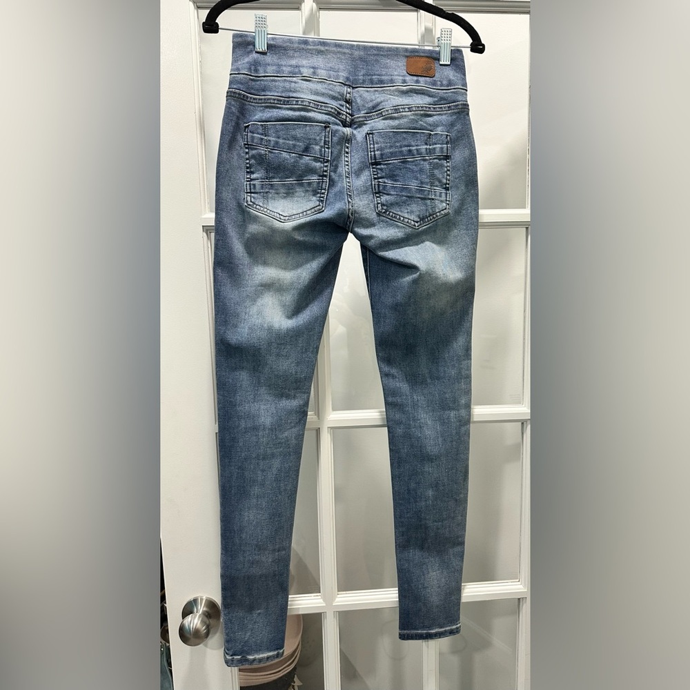 Rubberband Stretch Penelope Pull On Jeans - Picture 5 of 6